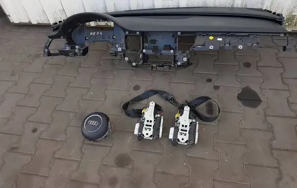 Audi A8 S8 D4 4H Dashboard 