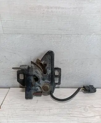 GMC Savana Engine bonnet/hood lock/latch loop/hook 15785119