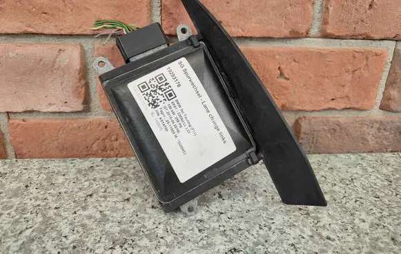 Distronic sensor radar