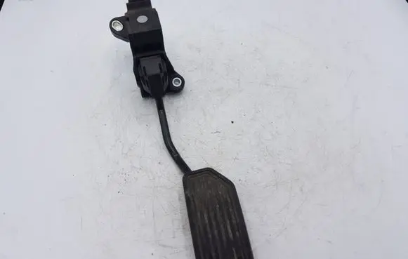 Toyota Auris 150 Accelerator throttle pedal 7811002030 48603448771