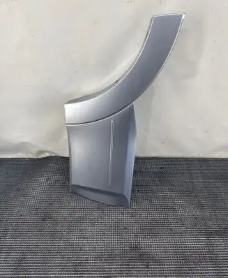 Mitsubishi Shogun Rear door trim (molding) 5757A028