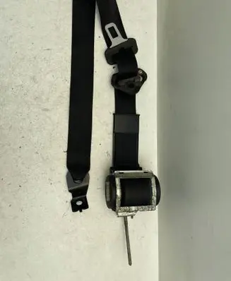 Opel Zafira B Front seatbelt 560834801 051107