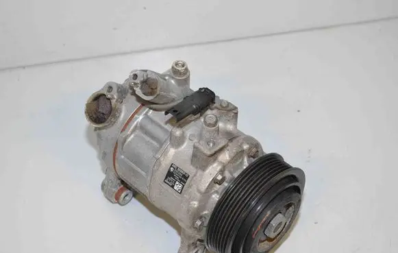 BMW 3 F30 F35 F31 Air conditioning (A/C) compressor (pump) 9330831 64529330831