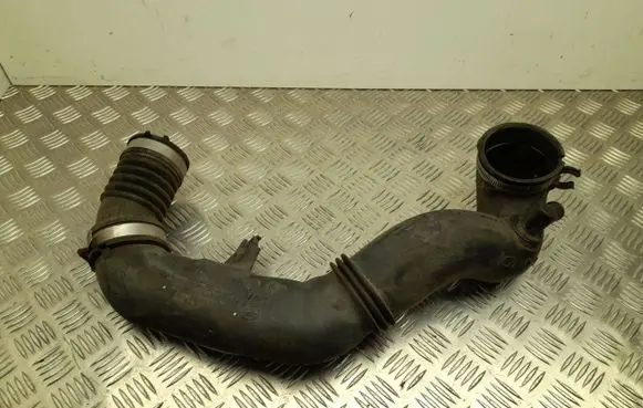 Subaru Forester SJ Air intake hose/pipe A12SG06