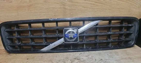 Volvo XC90 Front bumper upper radiator grill 30678980 R235B 30678983