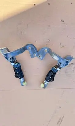 Audi A4 S4 B9 Tailgate/trunk/boot hinge 8W9827299 8W9827300 8W9827852A