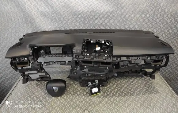 Steering wheel airbag