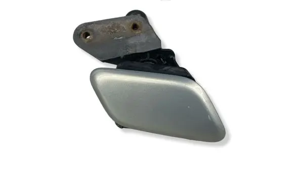 Toyota Avensis T250 Headlight washer spray nozzle 30875