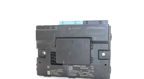 Audi Q5 SQ5 FY Gateway control module 8W6907468F