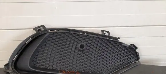 Mercedes-Benz A W176 Glove box