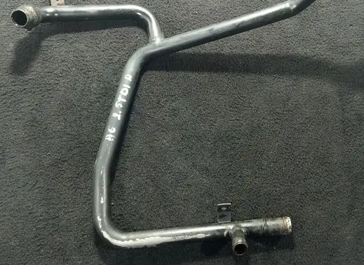 Audi A6 S6 C5 4B Engine coolant pipe/hose