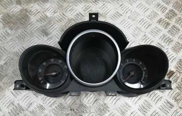 Fiat 500X Clock 503003340321 52061836 10R041560
