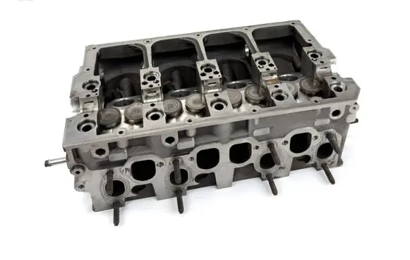 Volkswagen Caddy Engine head 038103373 04060280W
