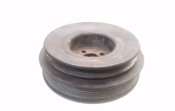 Volkswagen PASSAT B4 Crankshaft pulley 028105243K 028105253A