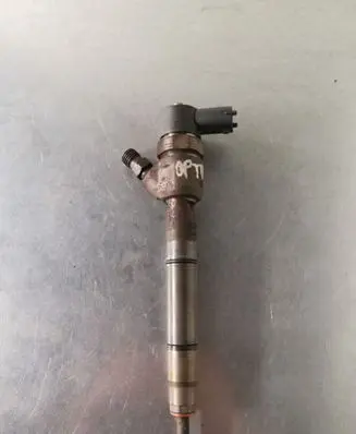 KIA Optima Fuel injector 0445110411