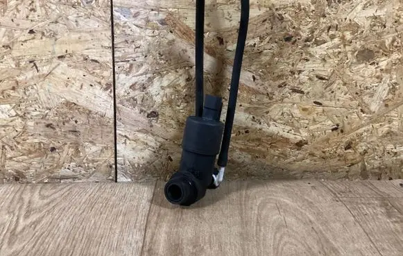 Renault Trafic II (X83) Windscreen/windshield washer pump 9641553880 9641553980