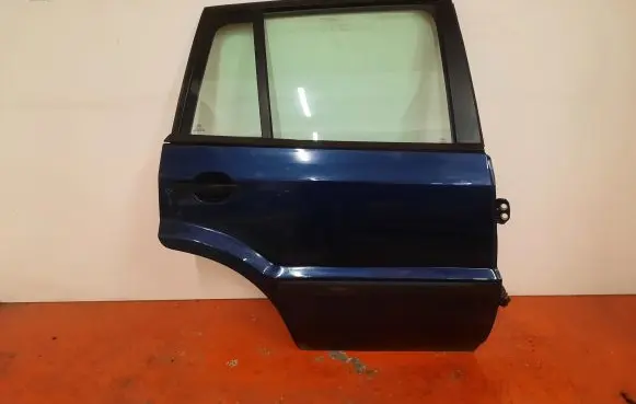 Ford Fusion Rear door