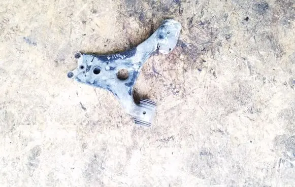 Mercedes-Benz A W169 Front lower control arm/wishbone