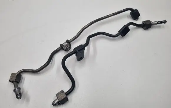 Chrysler 300 - 300C Fuel main line pipe 5175612AA 5175618AA