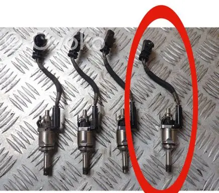 Volvo V70 Fuel injector 31465786 011203N21