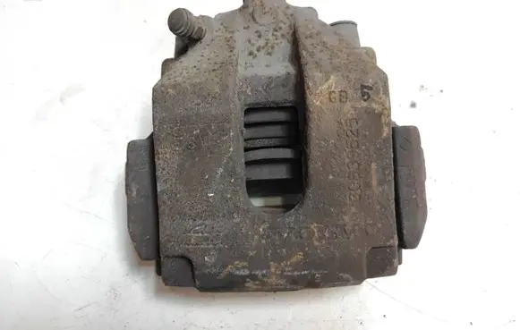 Volvo XC90 Rear brake caliper 30639525