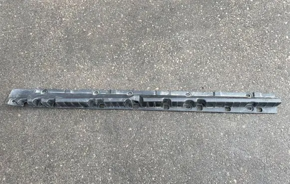 BMW X6 E71 Sill supporting ledge 7176231