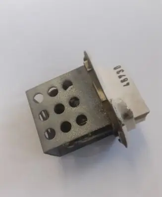 Renault Mascott Heater blower motor/fan resistor D6064002 BEHRD6064002