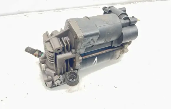 Mercedes-Benz R W251 Air suspension compressor/pump A2513202204