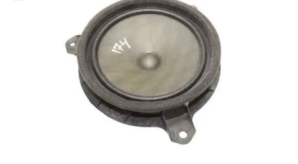 Toyota Prius (XW50) Front door speaker 8616028820