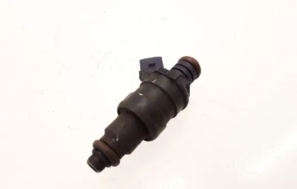 Renault Megane I Fuel injector 866313