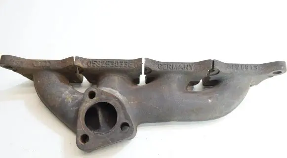 Audi A3 S3 8L Exhaust manifold 058253033E