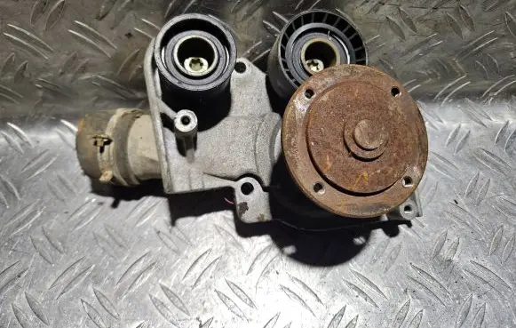 Ford Mondeo MK I Water pump