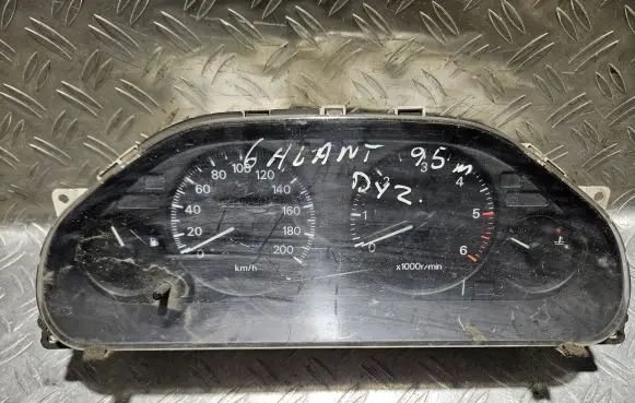 Mitsubishi Galant Speedometer (instrument cluster) MB918449 1573401966