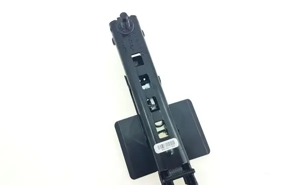 Ford Escape III Seat belt adjustment motor 70512A111W3 61884576