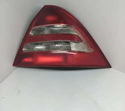 Mercedes-Benz C W203 Rear/tail lights 3311