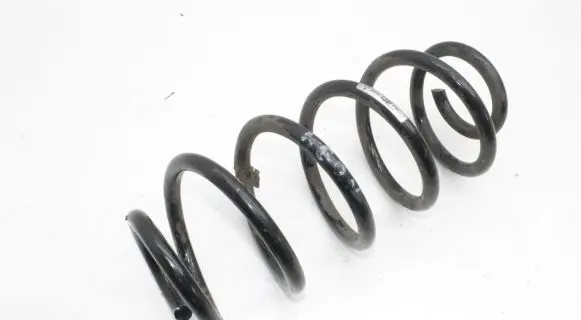 Toyota Auris 150 Rear coil spring