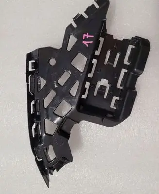 Skoda Superb B8 (3V) Front bumper mounting bracket 3P0807184