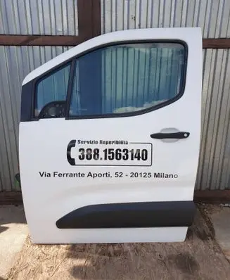 Peugeot Partner III Front door 5220125