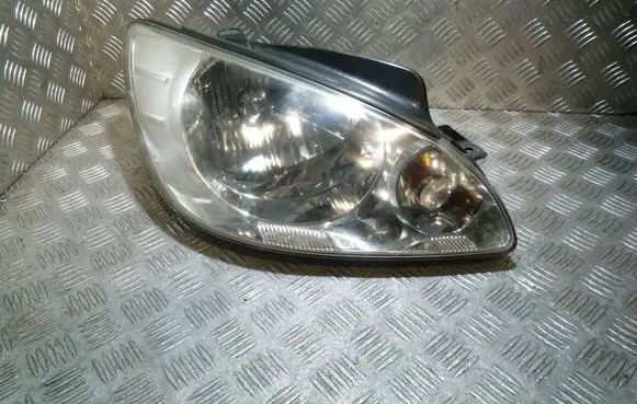 Hyundai Getz Headlight/headlamp 921021C500