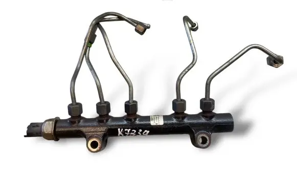 Peugeot 308 Fuel main line pipe 9685297580 94675G01 R9144Z290B