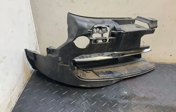 BMW 6 F06 Gran coupe Fog light bracket 7211496 11460915