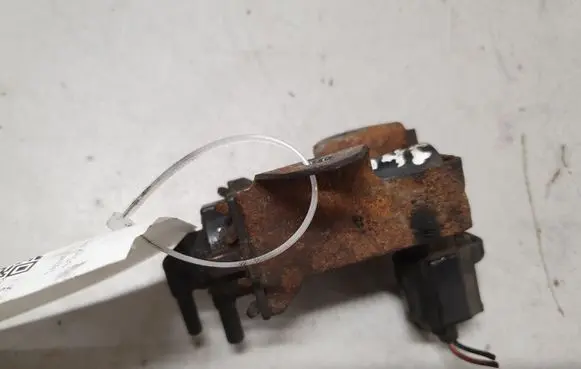 Jaguar S-Type Turbo solenoid valve