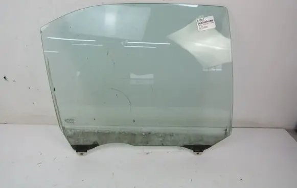 Honda Civic Rear door window glass 