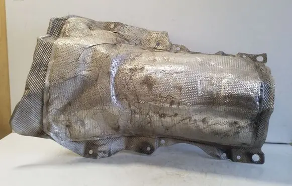 Volvo XC60 Exhaust heat shield 8G9NU11442CB