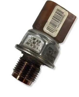 Volkswagen PASSAT B7 Fuel pressure sensor 03L906054