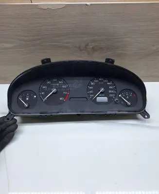 Speedometer (instrument cluster)