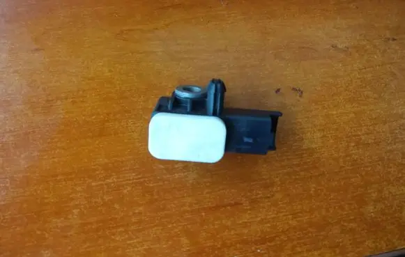 Peugeot 5008 Airbag deployment crash/impact sensor 9663904980