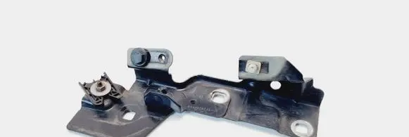 Renault Zoe Fender mounting bracket 654825654R 901264988R