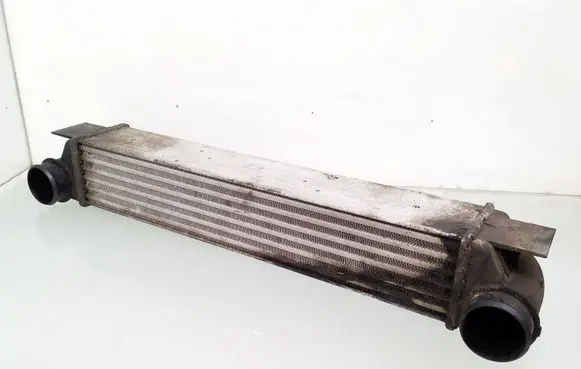 BMW 5 E39 Intercooler radiator 1914555 1612787 2247359