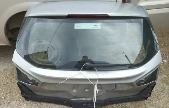 Ford Mondeo MK IV Tailgate/trunk/boot lid